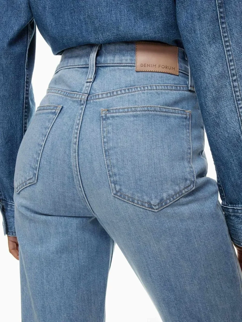 Aritzia Denim Forum Womens 7 yrs Bleu Taboo The Arlo Hi-Rise Cuff Jean Size 24